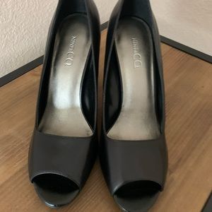 Womens shoes